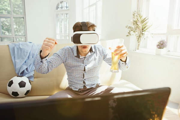 VR