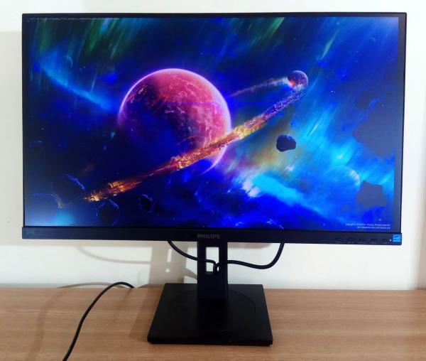 Монитор Philips 275B1 спереди
