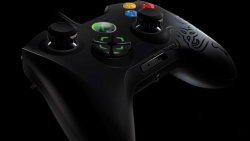 Razer будет делать геймпады для Xbox One